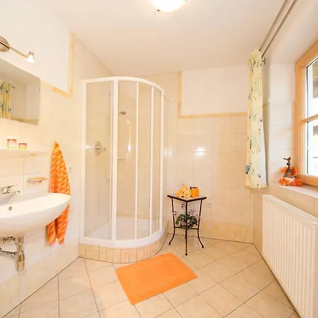 Bio-bauernhof Einberghof Apartment Pfarrwerfen